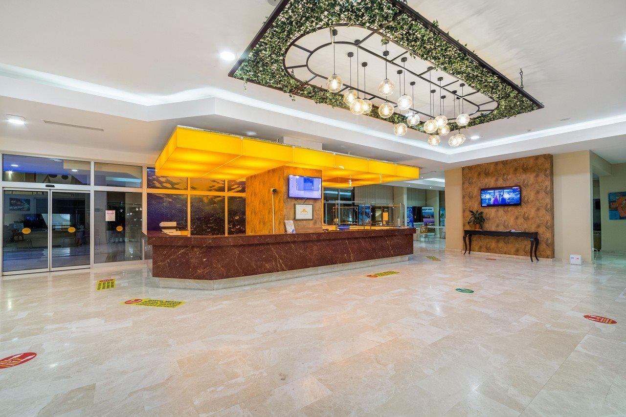 Justiniano Club Park Conti Hotel Окурджалар Екстериор снимка