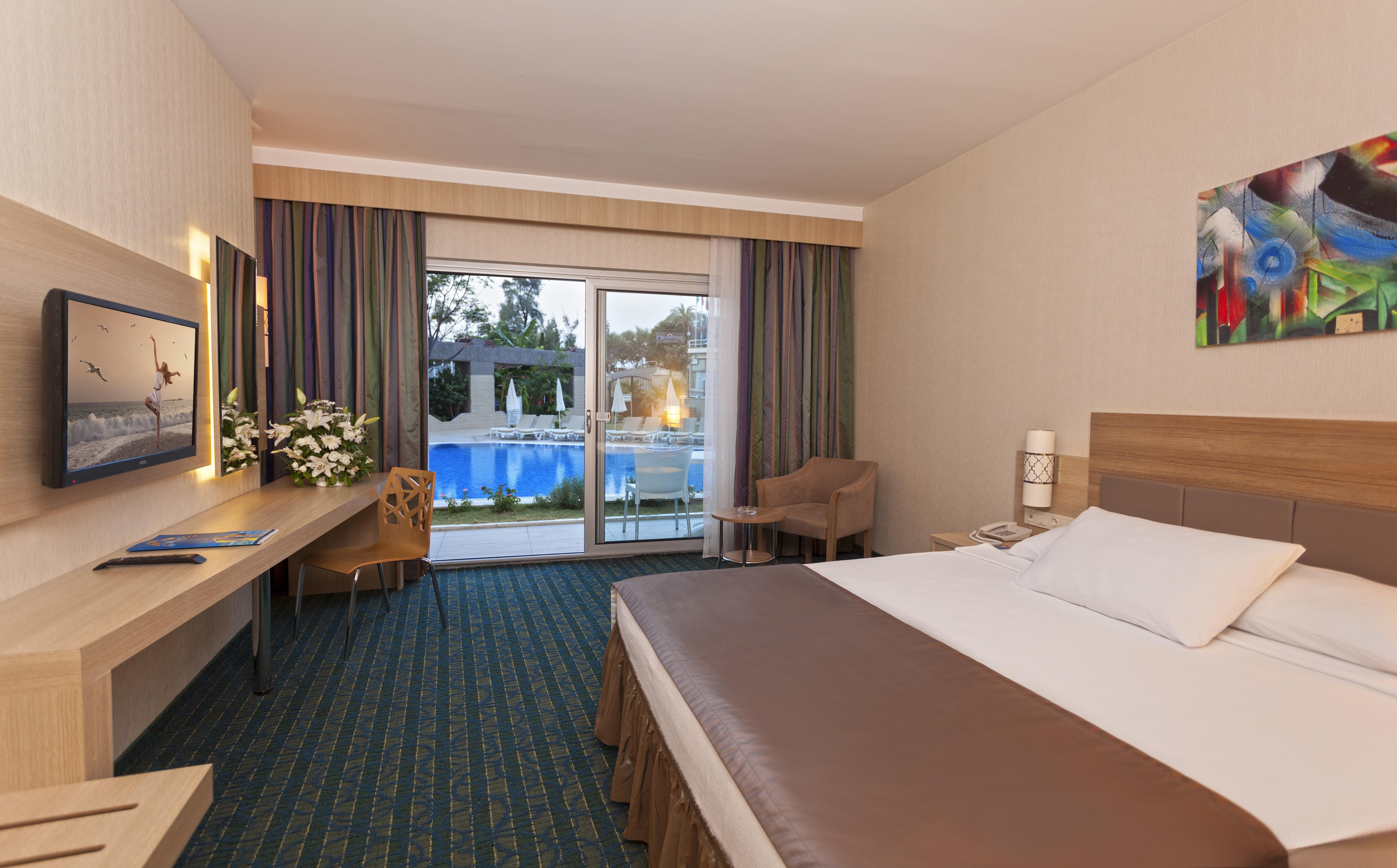 Justiniano Club Park Conti Hotel Окурджалар Екстериор снимка